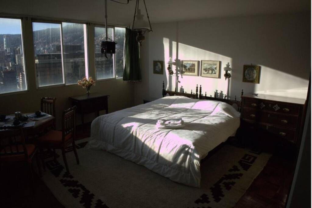 Big And Fully Equipped Classical Retreat * La Paz